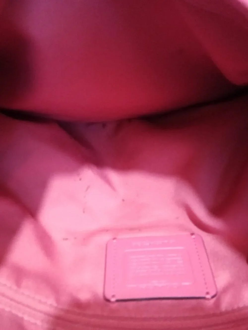 COACH LEXY Pebbled Leather Coral Rose Excellent Preowned Condition